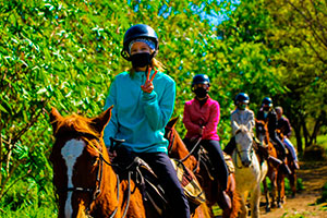 Cavalgada no Parque Ecológico Rio Formoso